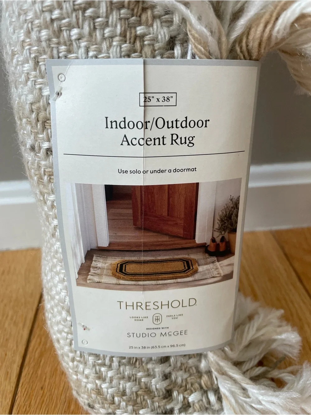 New Threshold Neutral Woven Indoor/Outdoor Accent Rug - Beige and Cream